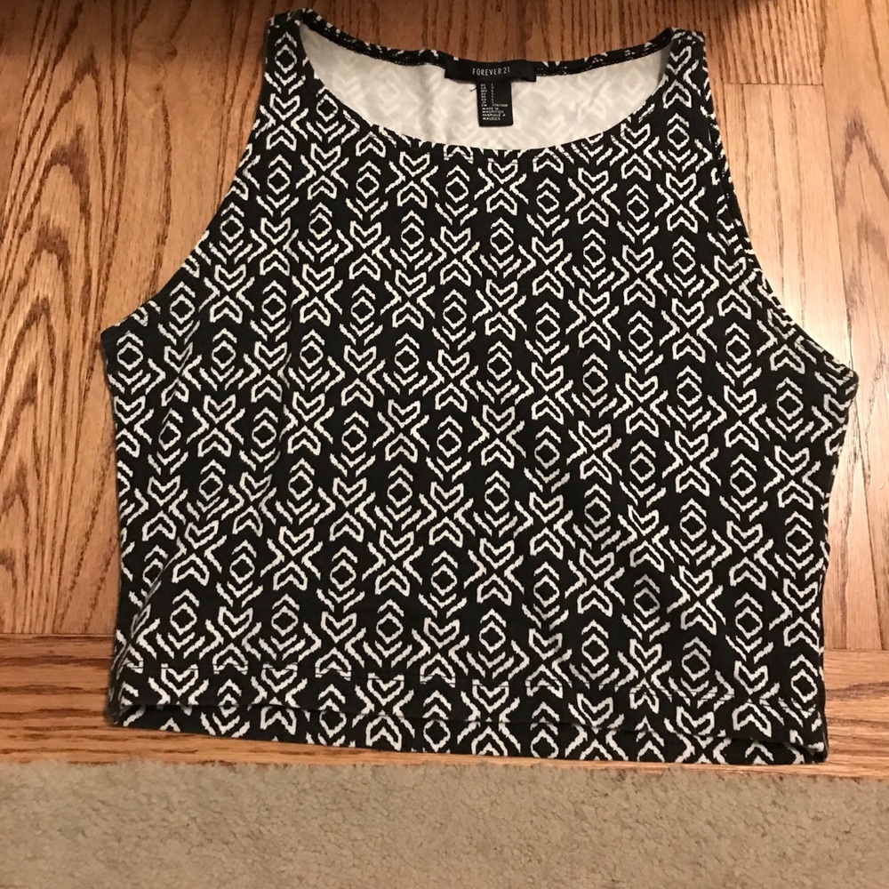Crop top